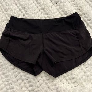 Lululemon Speed Up Shorts size 4